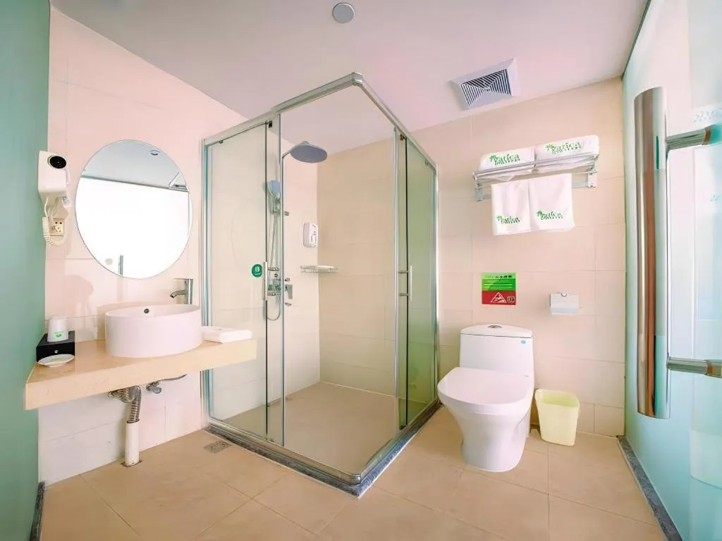 Vatica Hangzhou Xiasha Media College Hotel