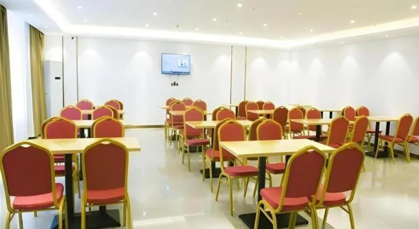 GreenTree Inn Huanggang City Wuxue City Kanjiang Avenue