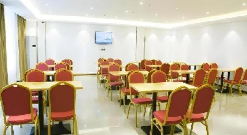 GreenTree Inn Huanggang City Wuxue City Kanjiang Avenue