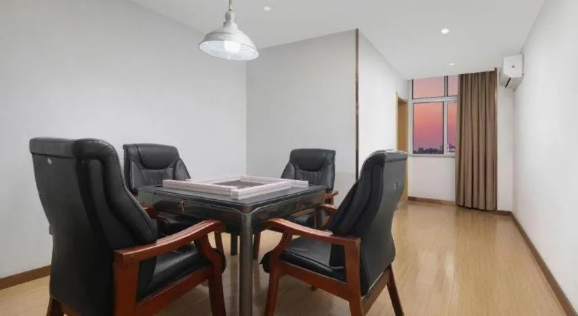 GreenTree Inn Huanggang City Wuxue City Kanjiang Avenue