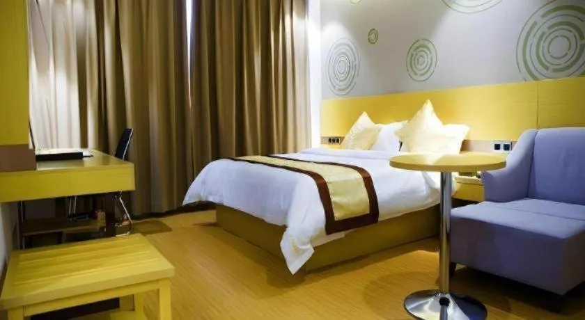 Bed in GreenTree Inn Huanggang City Wuxue City Kanjiang Avenue
