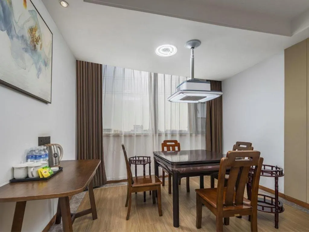 GME Taizhou Jingjiang City Bus Station Hotel