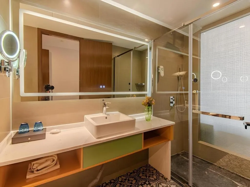 GME Hefei Qianshan North Road Phoenix City Hotel