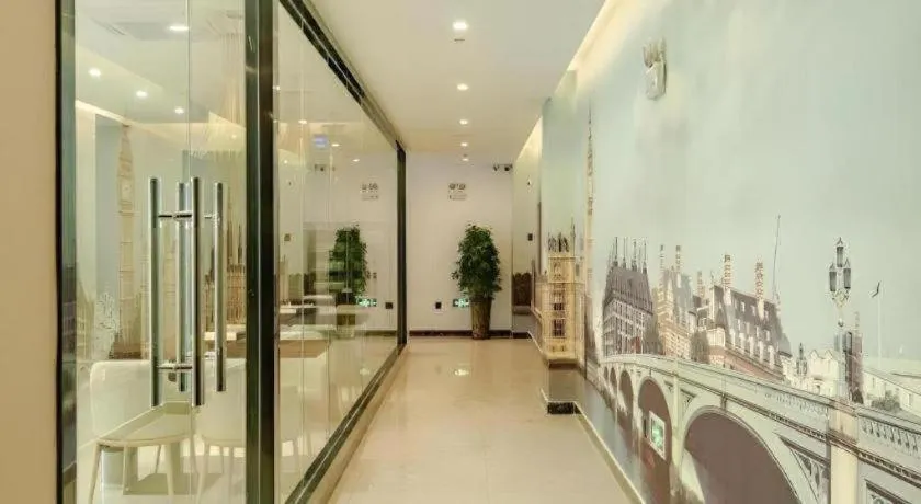 GME Hefei Qianshan North Road Phoenix City Hotel