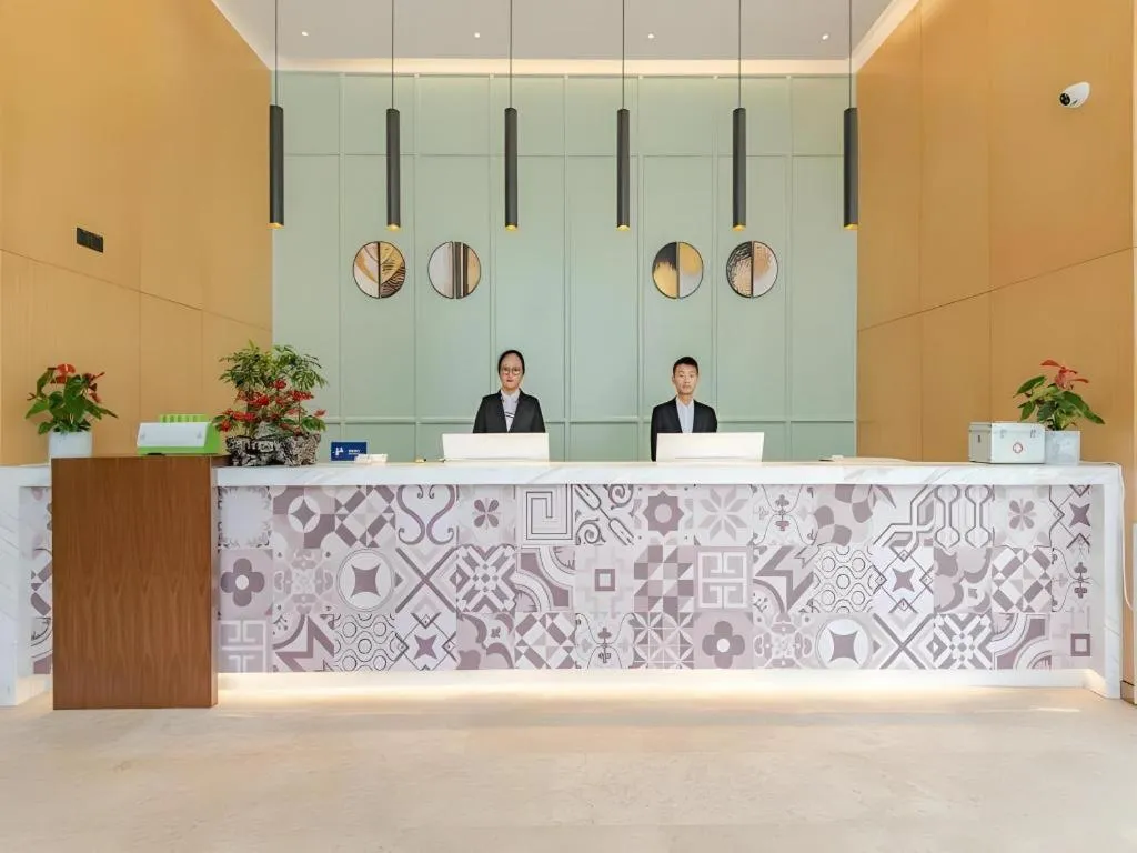 GME Hefei Qianshan North Road Phoenix City Hotel