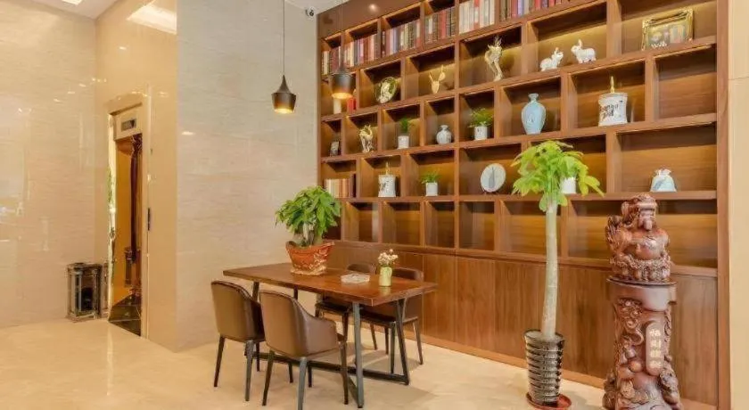 GME Hefei Qianshan North Road Phoenix City Hotel