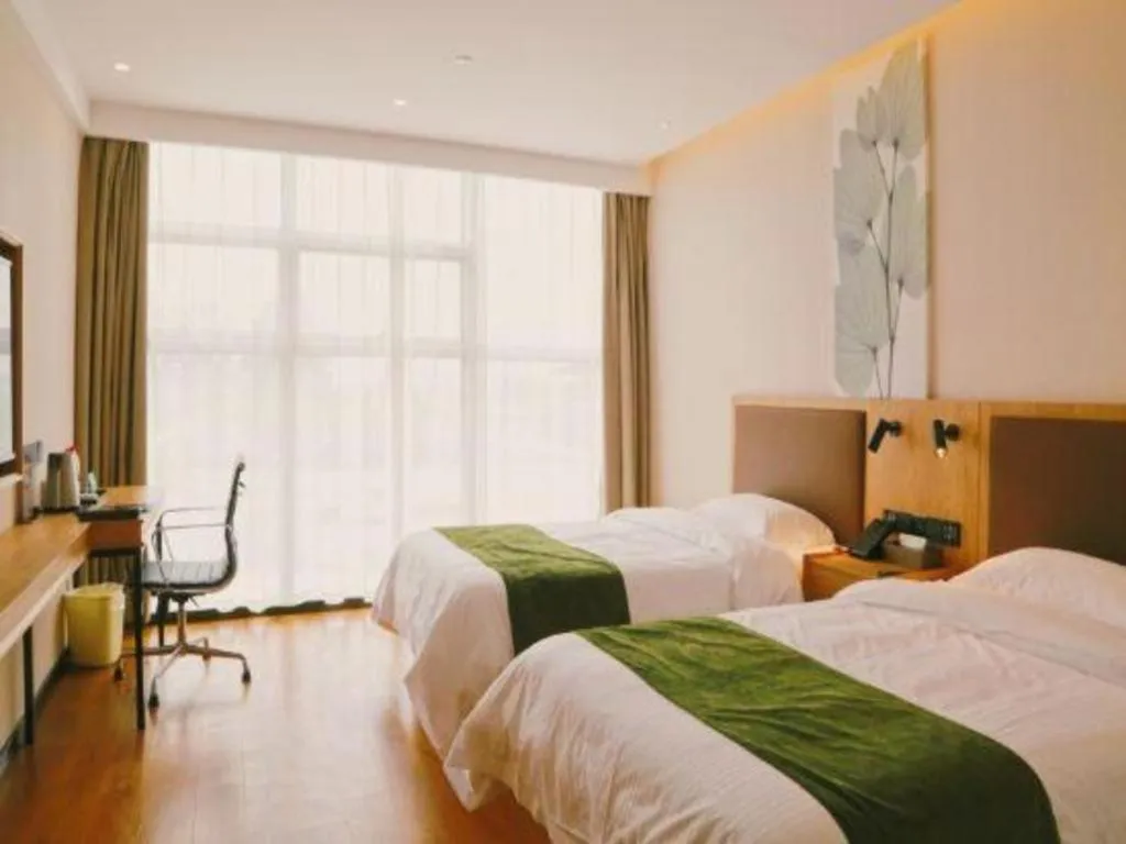 Bed in GreenTree Inn Nanjing Baijiahu