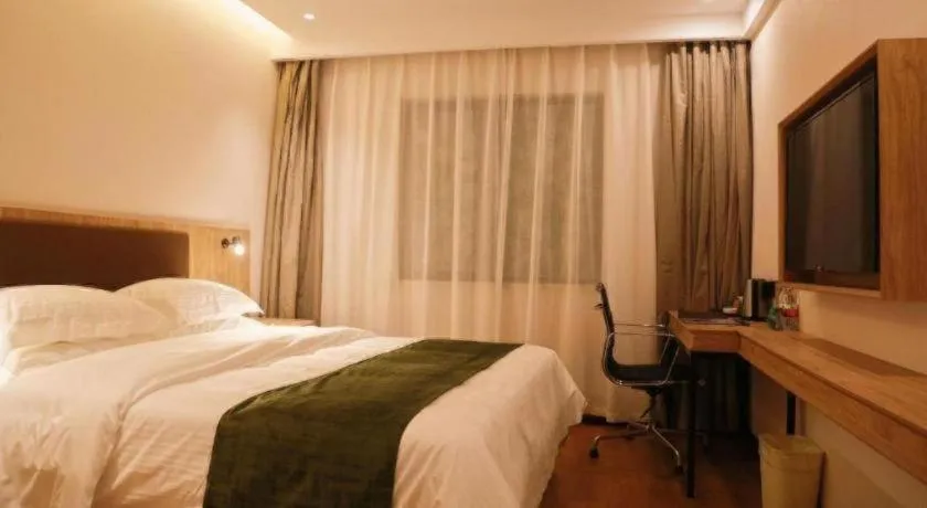 Bed in GreenTree Inn Nanjing Baijiahu