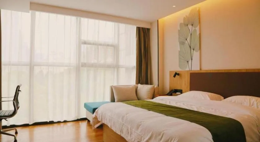 Bed in GreenTree Inn Nanjing Baijiahu