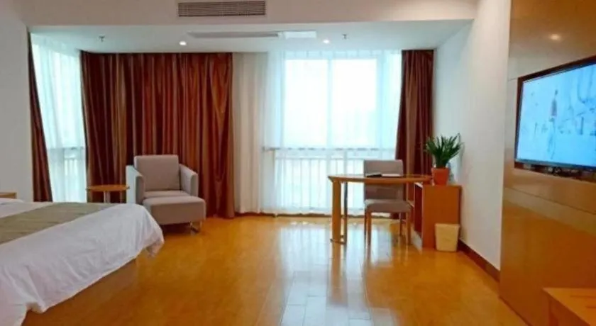 GreenTree Inn Fuyang Technician College