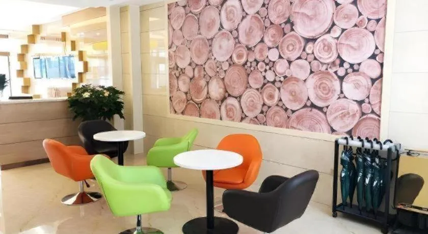 GreenTree Inn Urumqi Airport Tianyi International City