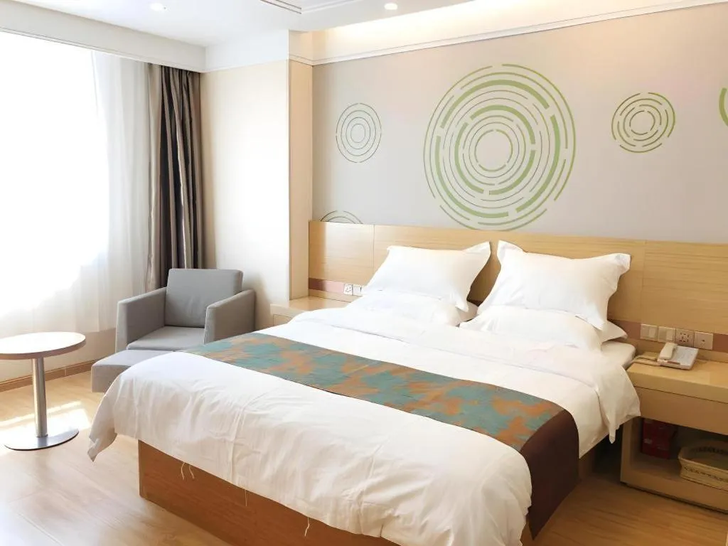 Bed in GreenTree Inn Urumqi Airport Tianyi International City
