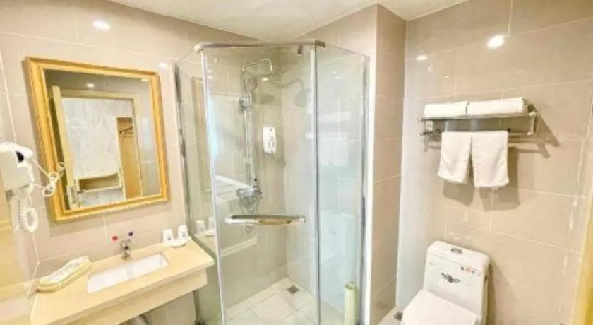 GreenTree Inn Urumqi Airport Tianyi International City