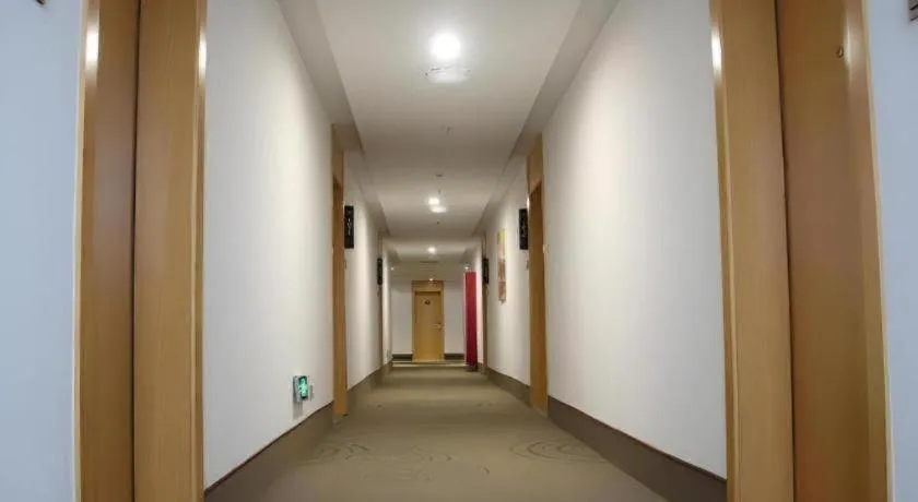 GreenTree Inn Pingdingshan Wanda Plaza Branch