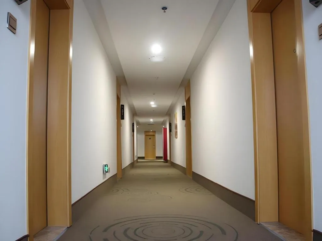 GreenTree Inn Pingdingshan Wanda Plaza Branch