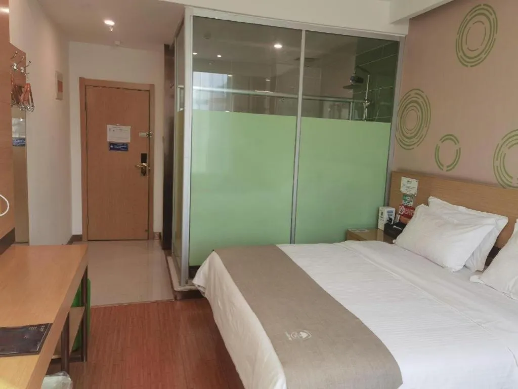 Bed in GreenTree Inn Qinhuangdao Changli County Guangyuan Life Square Duanyang Street East Section