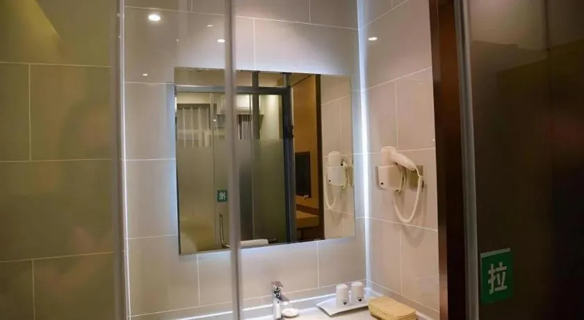 GreenTree Inn Qinhuangdao Changli County Guangyuan Life Square Duanyang Street East Section