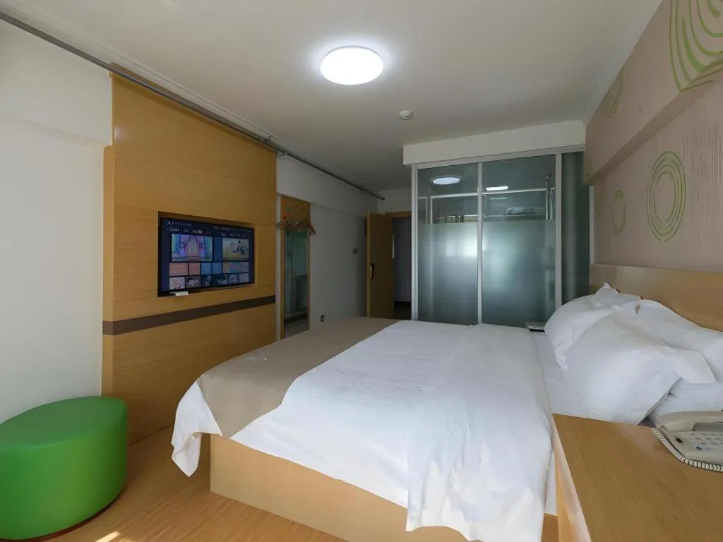 Bed in GreenTree Inn Qinhuangdao Changli County Guangyuan Life Square Duanyang Street East Section