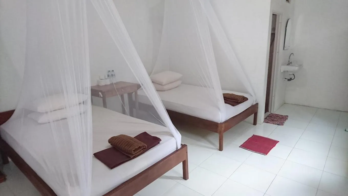 Bed in Tangkoko Macaca