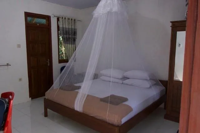 Bed in Tangkoko Macaca