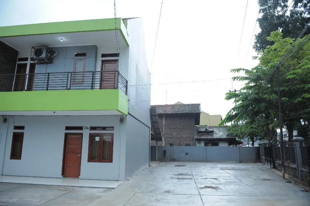 SPOT ON 2891 999 Guest House