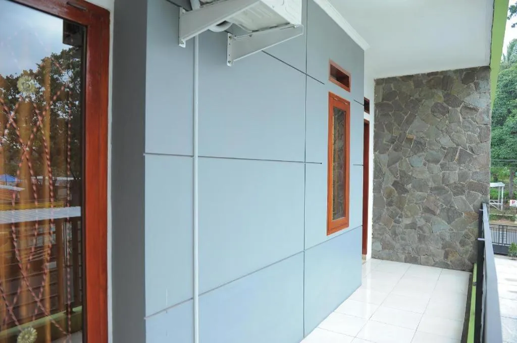 SPOT ON 2891 999 Guest House