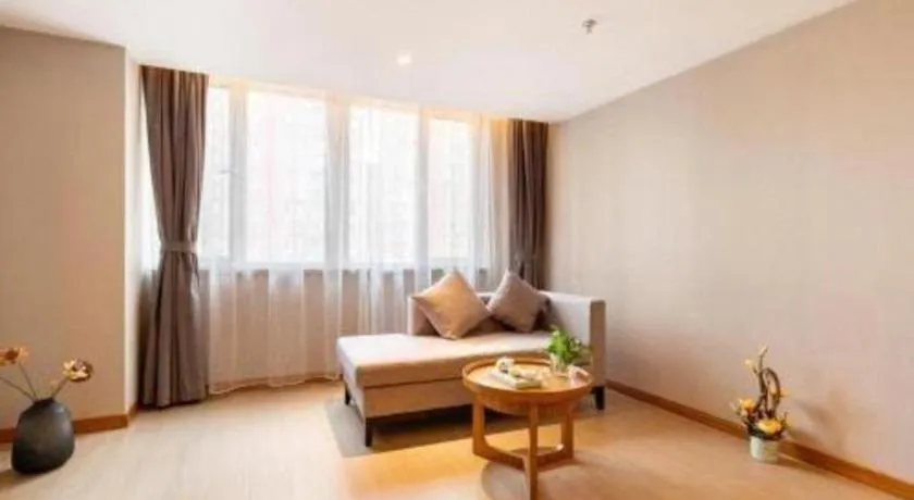 Yitel Collection Shenyang Hunnan Olympic Sports Center Caixia Street Metro Station