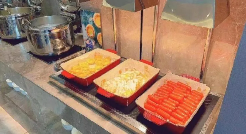 Yitel Collection Shenyang Hunnan Olympic Sports Center Caixia Street Metro Station