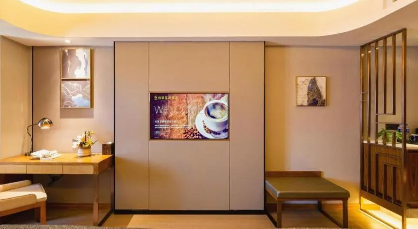 Yitel Collection Shenyang Hunnan Olympic Sports Center Caixia Street Metro Station