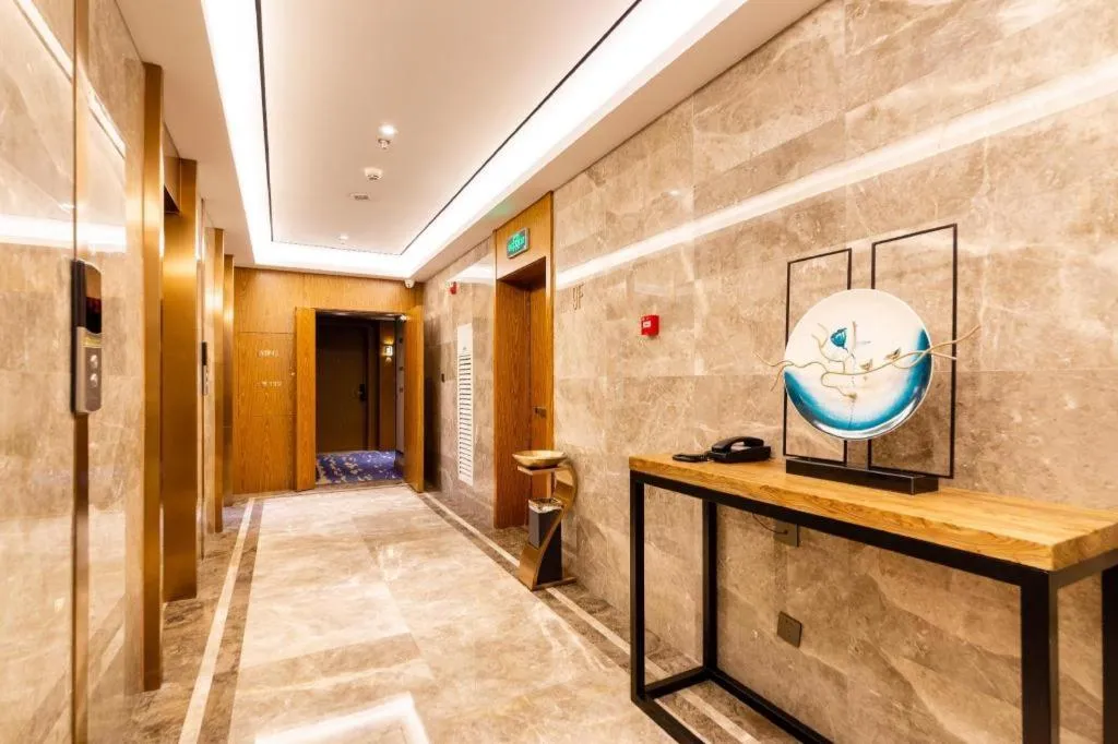 Yitel Collection Shenyang Hunnan Olympic Sports Center Caixia Street Metro Station