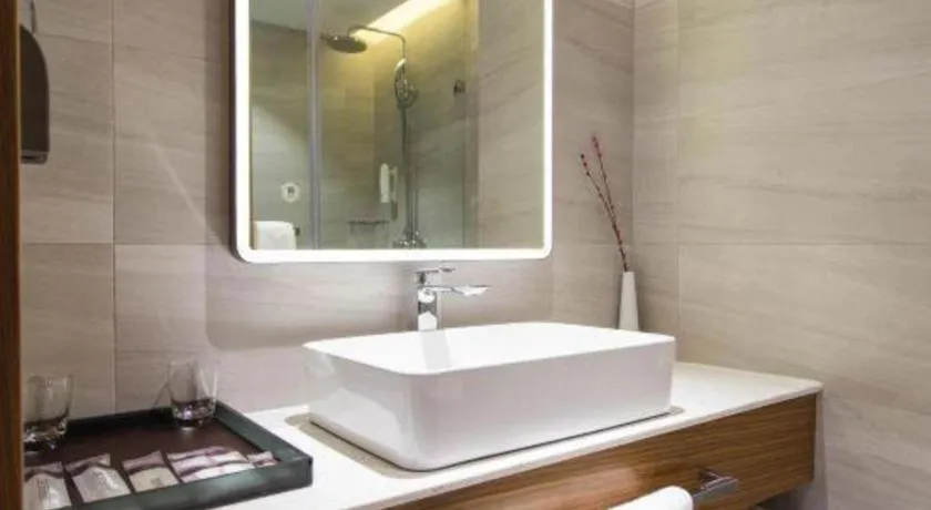 Yitel Collection Shenyang Hunnan Olympic Sports Center Caixia Street Metro Station