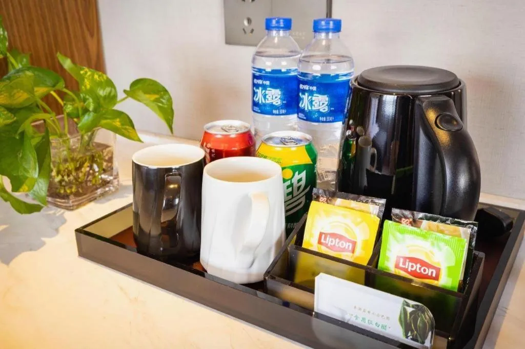 Yitel Collection Shenyang Hunnan Olympic Sports Center Caixia Street Metro Station