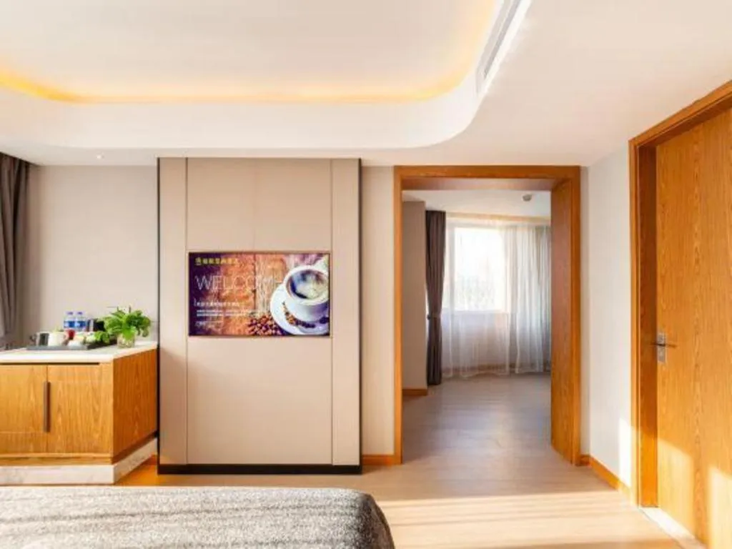 Yitel Collection Shenyang Hunnan Olympic Sports Center Caixia Street Metro Station