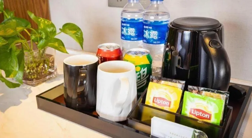 Yitel Collection Shenyang Hunnan Olympic Sports Center Caixia Street Metro Station