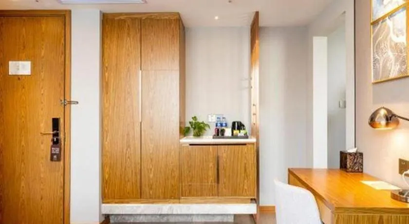 Yitel Collection Shenyang Hunnan Olympic Sports Center Caixia Street Metro Station