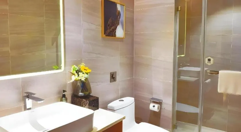 Yitel Collection Shenyang North Railway Station Metro Station