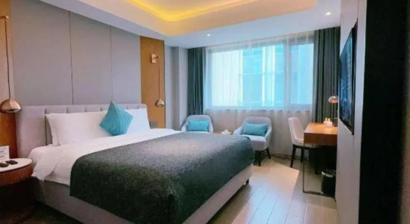 Bed in Yitel Collection Shenyang North Railway Station Metro Station