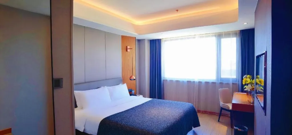 Bed in Yitel Collection Shenyang North Railway Station Metro Station