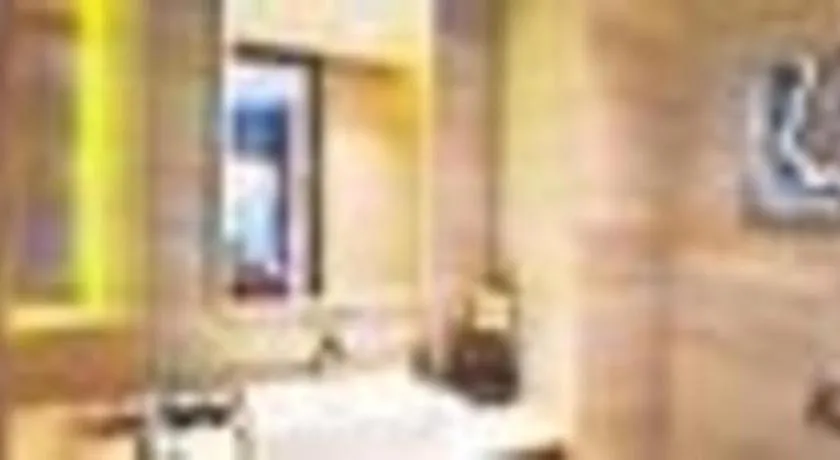 Yitel Collection Shenyang North Railway Station Metro Station