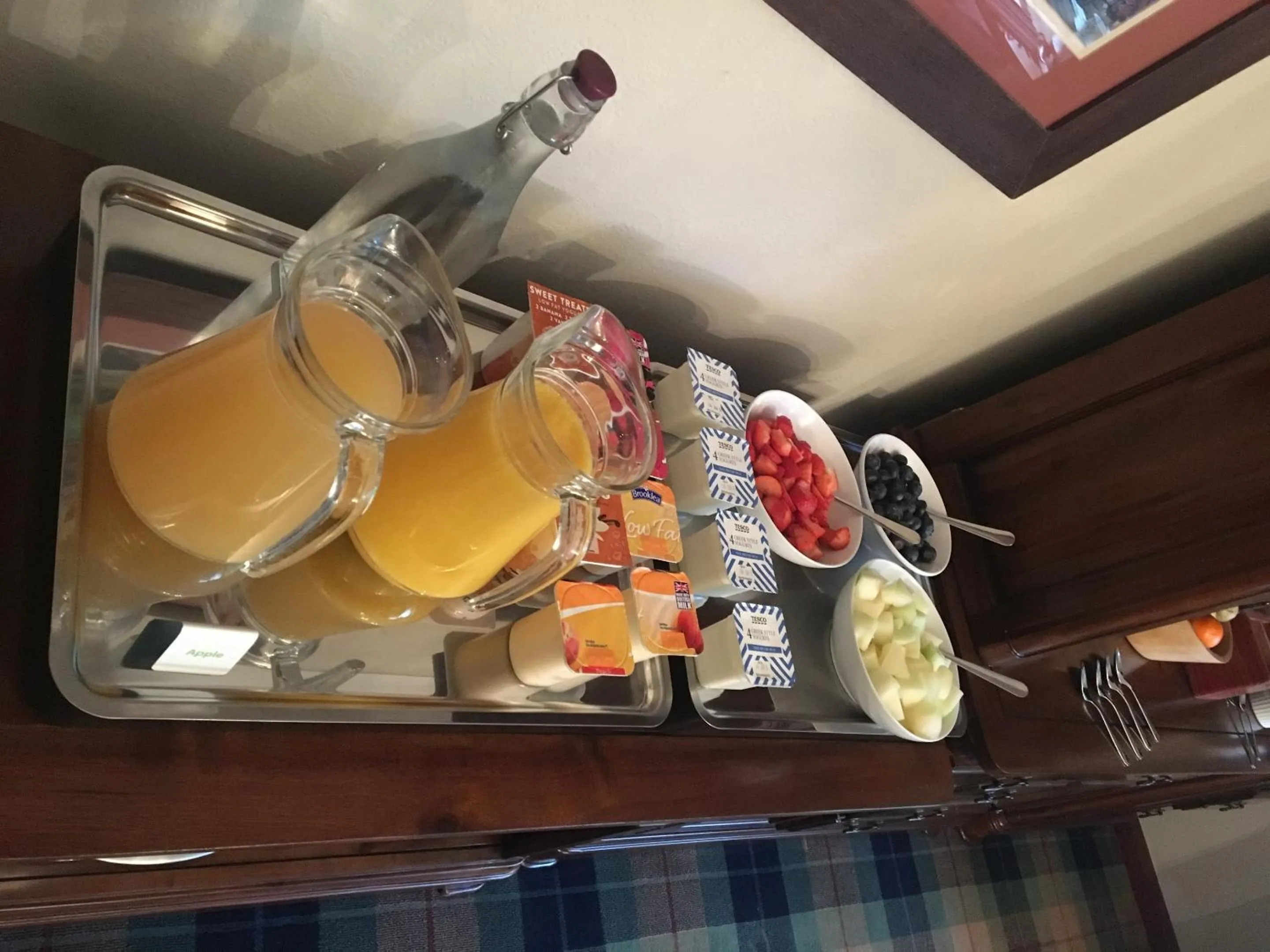 Dining area in Eriskay B&B and Aviemore Glamping