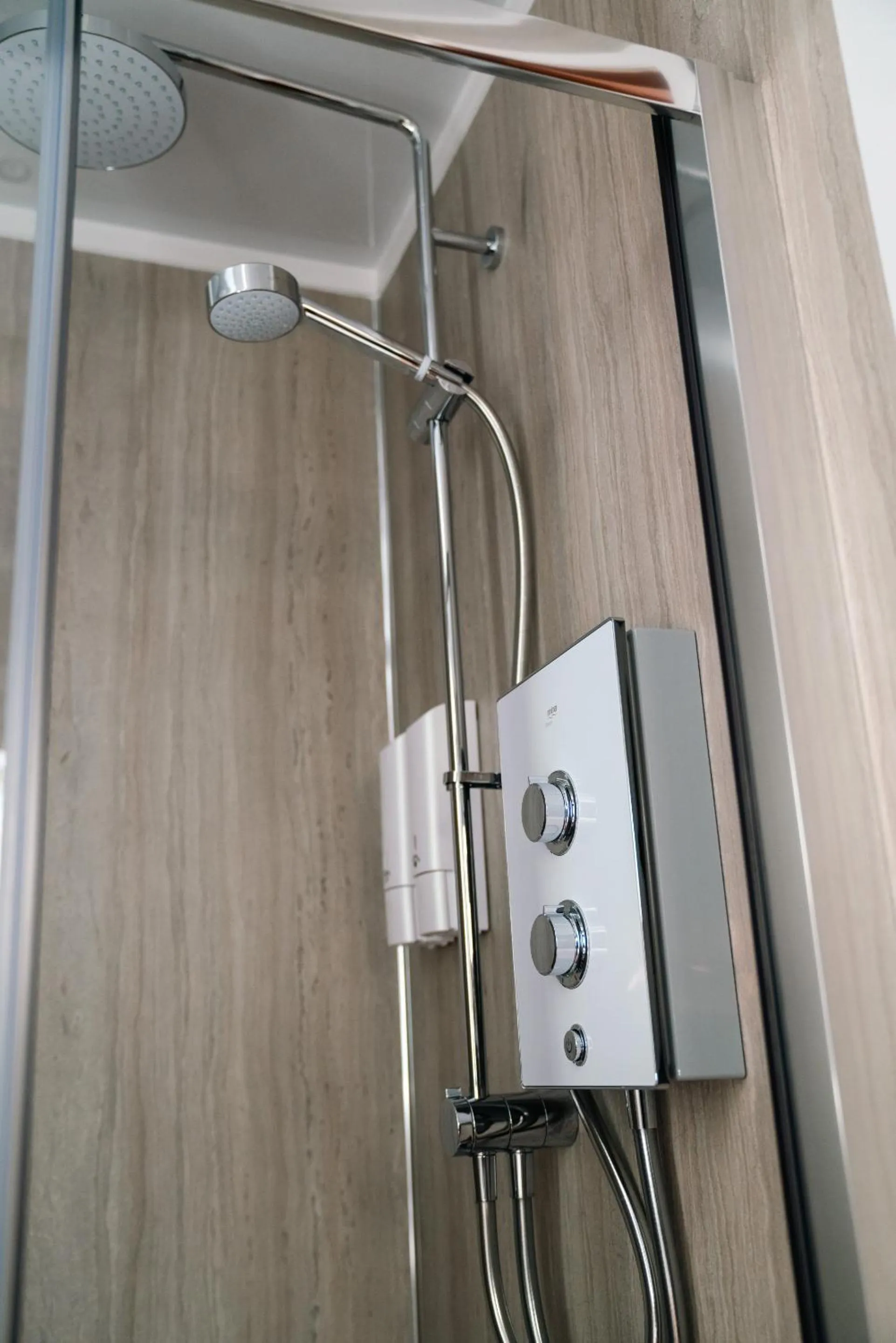 Bathroom in Eriskay B&B and Aviemore Glamping