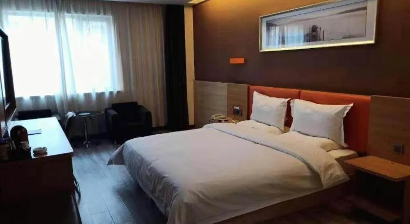 Bed in 7 Days Premium Lintao City Golden Street Shopping Plaza Branch