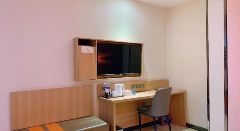 7 Days Premium Lintao City Golden Street Shopping Plaza Branch