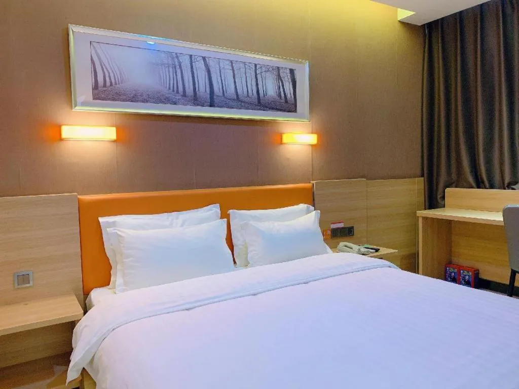 Bed in 7 Days Premium Lintao City Golden Street Shopping Plaza Branch