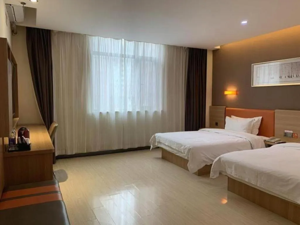 Bed in 7 Days Premium Lintao City Golden Street Shopping Plaza Branch