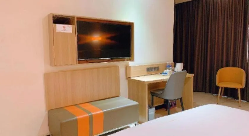 Bed in 7 Days Premium Lintao City Golden Street Shopping Plaza Branch