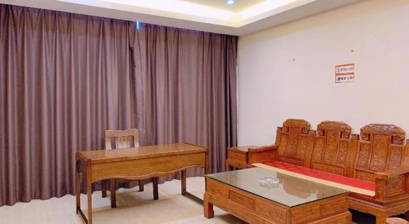 7 Days Premium Lintao City Golden Street Shopping Plaza Branch