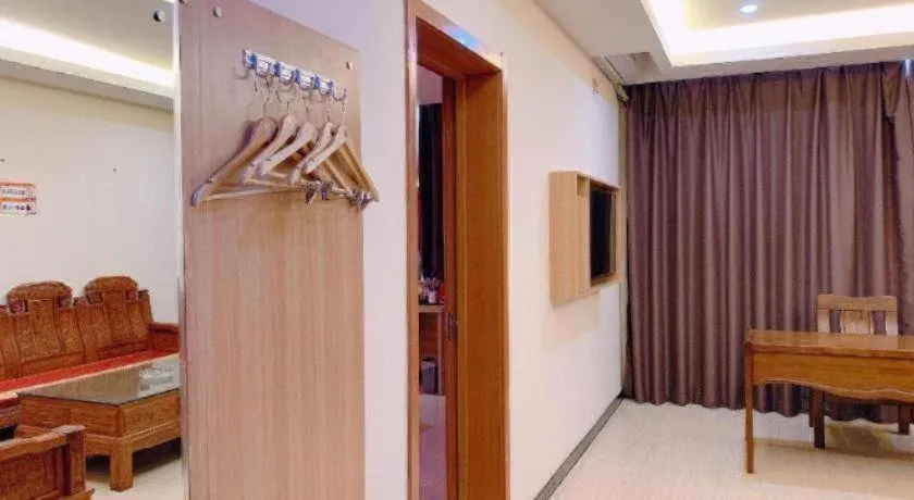 7 Days Premium Lintao City Golden Street Shopping Plaza Branch