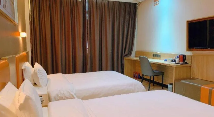 Bed in 7 Days Premium Lintao City Golden Street Shopping Plaza Branch