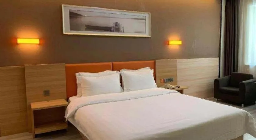 Bed in 7 Days Premium Lintao City Golden Street Shopping Plaza Branch